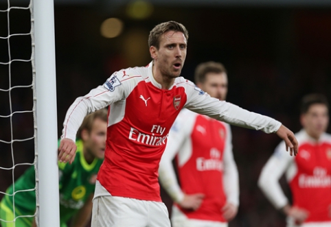 N. Monreal to sign a new contract with "Arsenal"