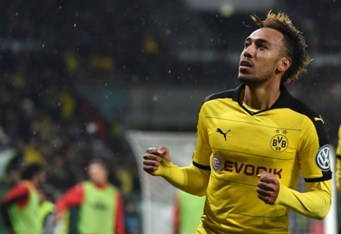 Will he move to England? P. Aubameyang missed "Borussia" training.