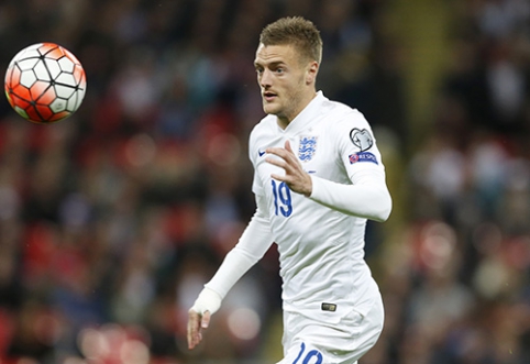 J. Vardy will not play for at least a week due to a groin operation.