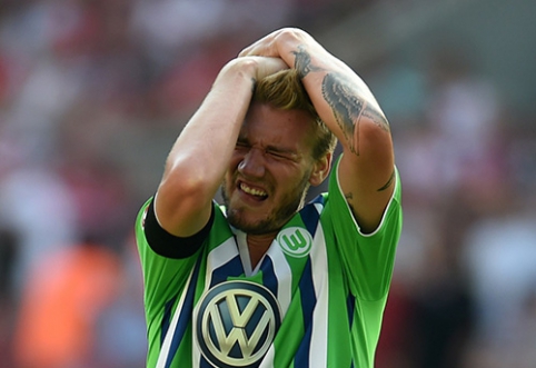 Bendtner will face punishment for violating club rules