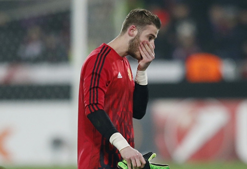 "Man Utd" continues to struggle - D.De Gea suffered an injury during warm-up (PHOTO)