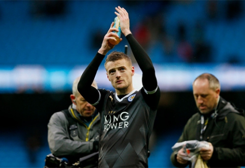 J. Vardy gifted himself a luxurious car (PHOTO)