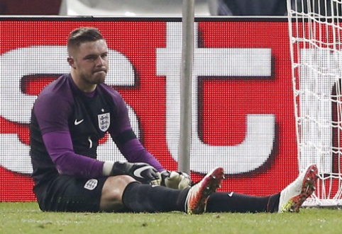 J. Butland's 2016 European Championship ended before it even started