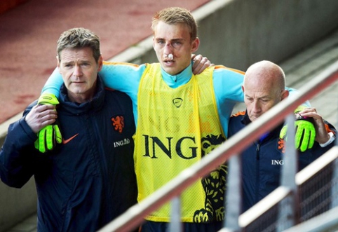 During the training of the Dutch national team, J. Cillessen's nose was broken (VIDEO)