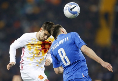 In friendly matches - Italy and Spain national teams draw