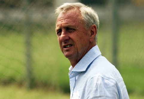 J. Cruyff lost the battle with cancer