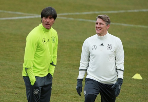 Injured B. Schweinsteiger may miss the 2016 European Championship