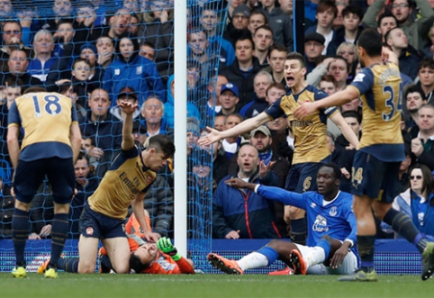 "Arsenal" forced the "Everton" team to bring out their weapons (VIDEO)