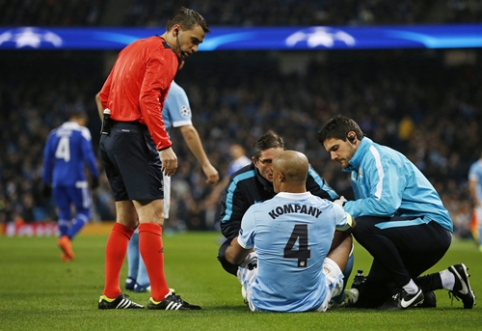 V. Kompany will not play for at least a month due to a calf injury