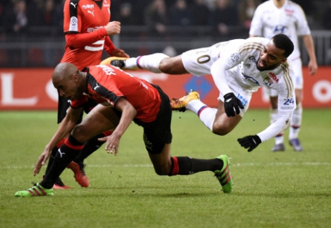 "Lyon" lost two points and third position, while "Nantes" took advantage of the draw (VIDEO)