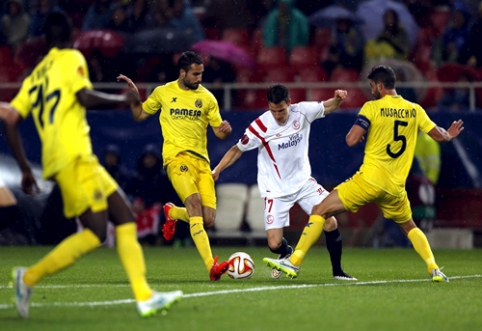 "Primera": "Sevilla" vs "Villarreal" (review)