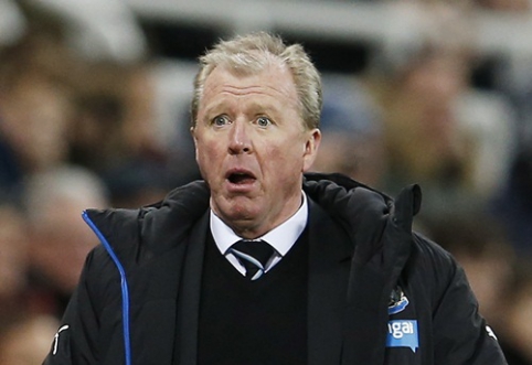 Official: "Newcastle" dismisses S. McClaren from coaching duties