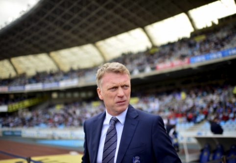 D. Moyes negotiates with "Newcastle"