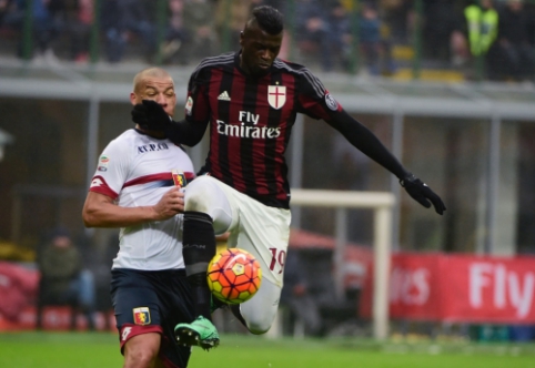 "Leicester" and "Stoke" are interested in M. Niang