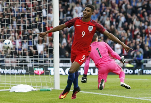 Friendly matches - M. Rashford's record-breaking goal and a Czech show (VIDEO)