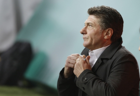 Goal: Q. Flores will be replaced by W. Mazzarri