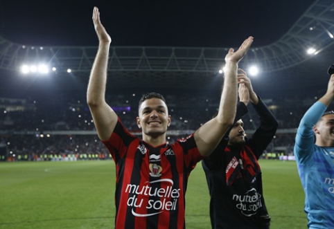 "L'Equipe": H. Ben Arfa arrived in Barcelona to finalize the deal