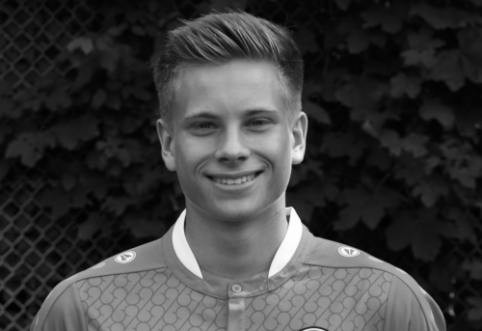 Nineteen-year-old "Hannover" defender N. Feierabend died in a car accident