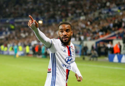 June 26 transfers and rumors: "Arsenal" turns to A. Lacazette, "Bayern" interested in E. Dier