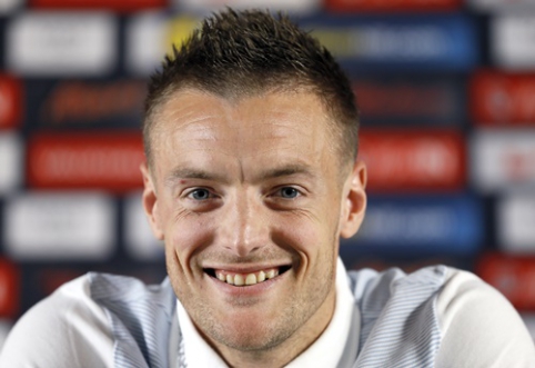 Official: J. Vardy will sign a new contract with "Leicester City"