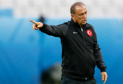 Acceptance of F. mysteriously hinted at problems in the Turkish national team