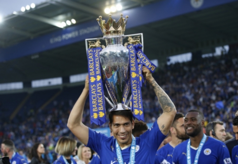 L. Ulloa wants to leave "Leicester"