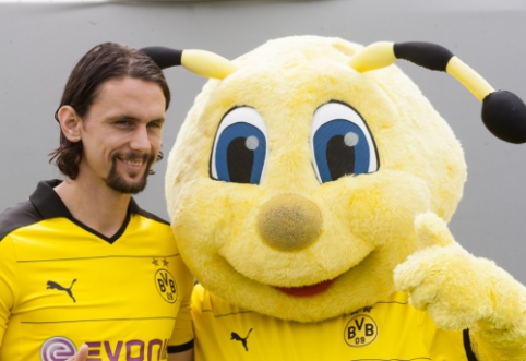 July 9 transfers and rumors: "Arsenal" interested in N.Subotić, N.Kante could move to China.