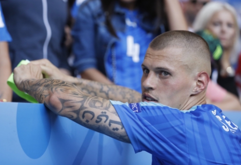 "Fenerbahce" confirmed negotiations for M. Skrtel