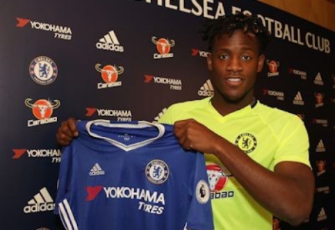 Official: M. Batshuayi - "Chelsea" member