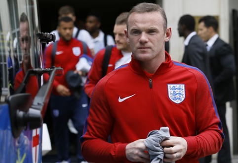 A. Shearer: W. Rooney should end his career in the national team