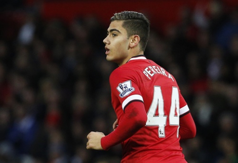 "Manchester United" defender A. Pereira loaned to "Granada" club