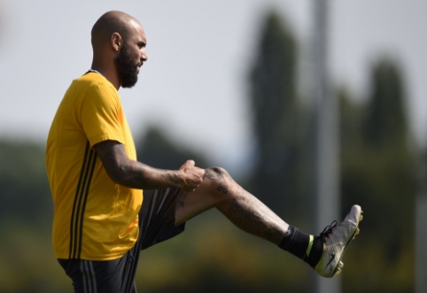 "West Ham" is closing in on the acquisition of S. Zaza