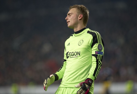 Official: J. Cillessen will guard the gates of "Barcelona"