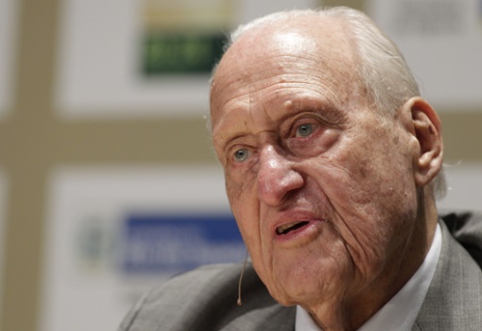 Former FIFA president J. Havelange has died