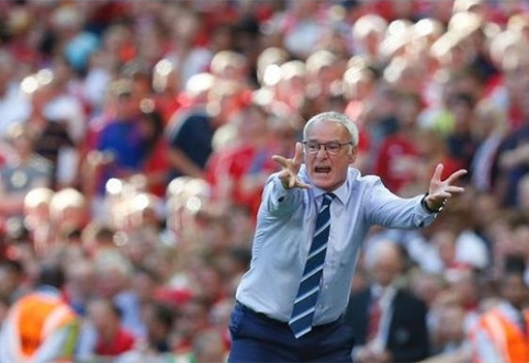 Official: C. Ranieri extends contract with Leicester team