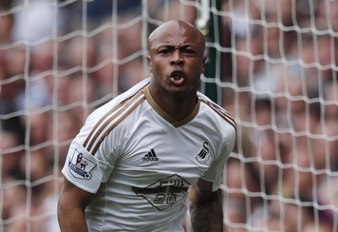 Official: A. Ayew moves to "West Ham" for a record sum for the club