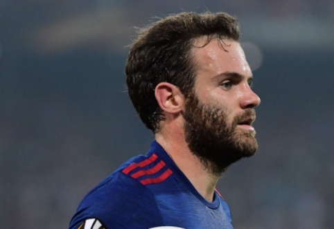 "Man United" wants to extend contract with J. Mata