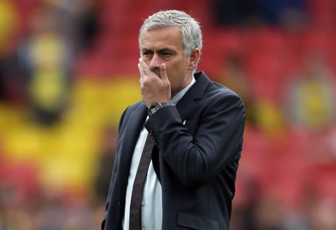 English Press: J. Mourinho's Criticism Undermines Players' Confidence