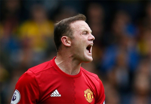 Press: J. Mourinho gave in to the universal pressure because of W. Rooney