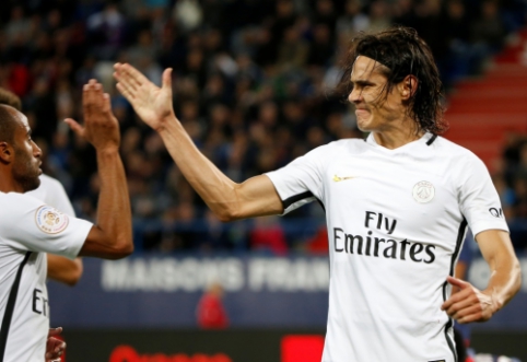 Edinson Cavani put on a goal show in France wasting chances in the Champions League (PHOTO, VIDEO)