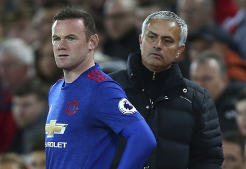 W.Rooney Trampled on the Ground: I Will Play Football for a Long Time