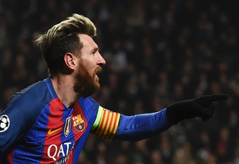 L.Messi scores against C.Ronaldo's difficult record