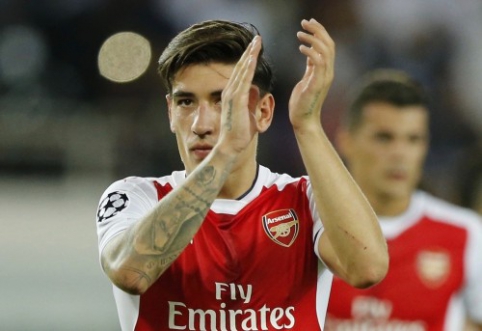 Official: H. Bellerin extends contract with "Arsenal"