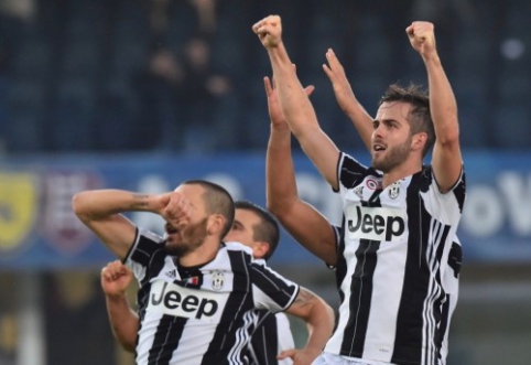 "Juventus" and Milan clubs and "Roma" celebrate victories in Italy (VIDEO)