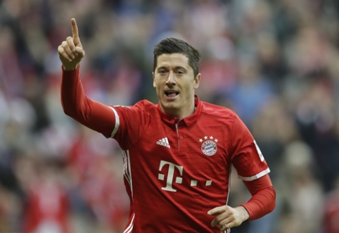 R. Lewandowski tied the future with "Bayern"