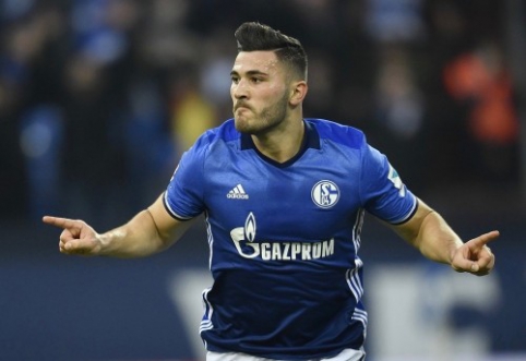 "Man City" and "Liverpool" are interested in "Schalke" defender