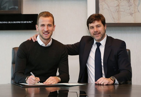 Official: H. Kane has extended his contract with Spurs