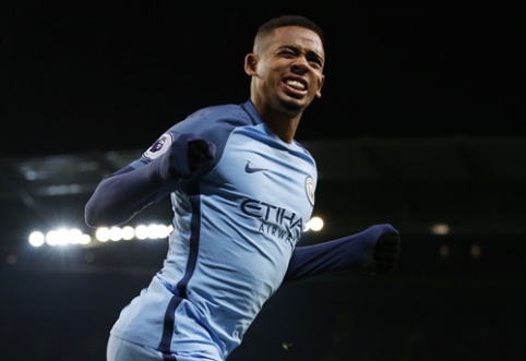 R. Carlos: G. Jesus becomes a star of "Man City" club