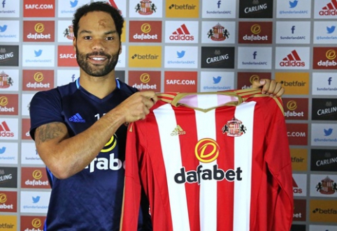 Official: J. Lescott returns to the Premier League.