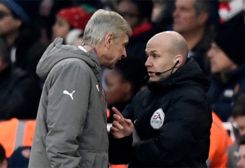 A.Wenger faces threat of fine for losing control (VIDEO)